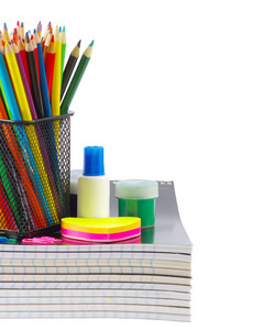 商業(yè)公式與帆船圖標(biāo) 文化用品中的設(shè)計哲學(xué)